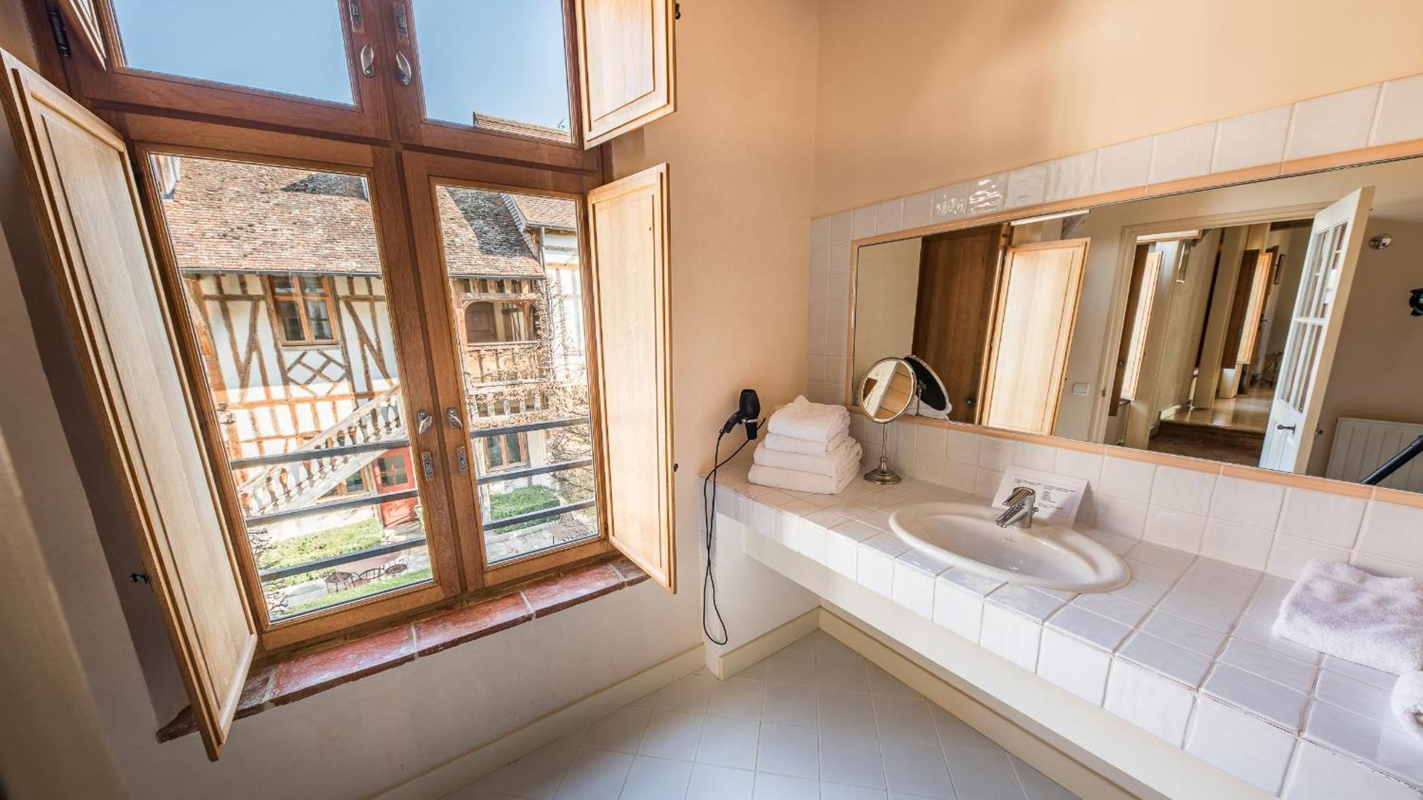 La Maison De Rhodes Hotel & Spa Troyes Eksteriør billede
